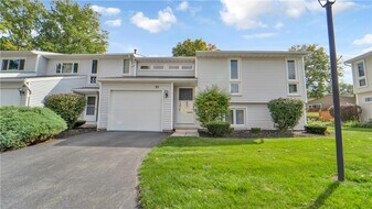 37 Blue Ridge Rd in Penfield, NY - Building Photo