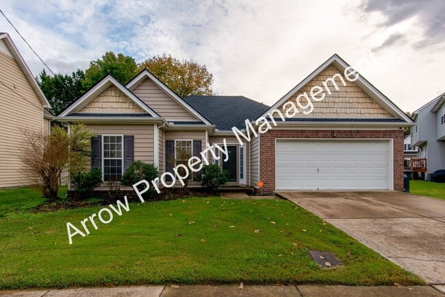 property at 1121 Twin Cir Dr