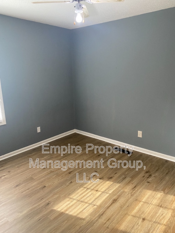 5750 Dellwood Dr in Columbia, SC - Building Photo - Building Photo