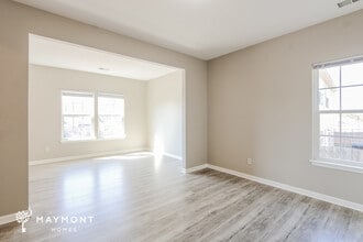 327 Cumbre Ct in Lexington, SC - Building Photo - Building Photo