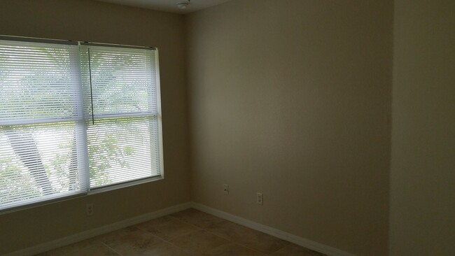 326 Justice Ave in Lehigh Acres, FL - Building Photo - Building Photo
