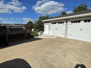 3030 16th Ave NW in Rochester, MN - Building Photo - Building Photo