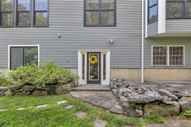 property at 22 Lauro Ridge Ct