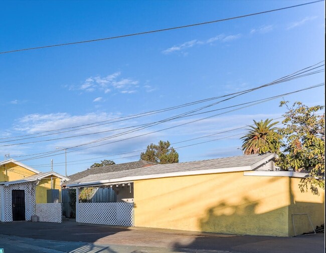 1206-1210 W Florence Ave in Los Angeles, CA - Building Photo - Building Photo