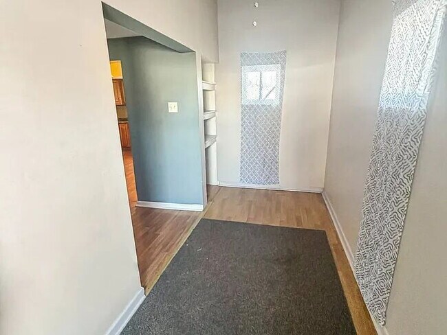 208-208 1/2 E Cherry St in New Castle, PA - Building Photo - Building Photo