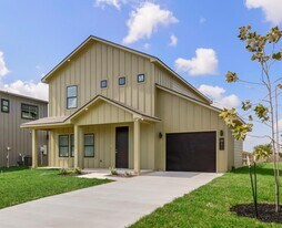 3013 Alpha Wolf Ct in College Station, TX - Building Photo