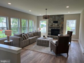 415 Poplar Ave in Woodbury Heights, NJ - Building Photo - Building Photo