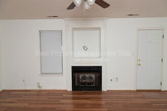 3940 Horse Run Glen in Newport News, VA - Building Photo - Building Photo