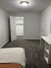 7119 Kurth Ln in Lanham, MD - Foto de edificio - Building Photo