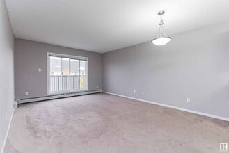 301 Clareview Station Dr NW in Edmonton, AB - Building Photo - Building Photo