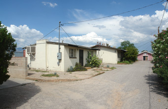 2528 N Fontana Ave in Tucson, AZ - Building Photo - Building Photo