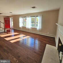 5940 6th St in Falls Church, VA - Building Photo - Building Photo