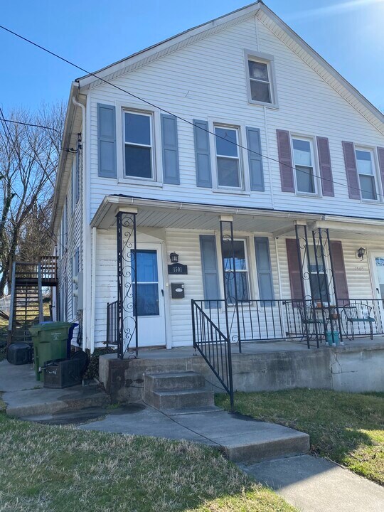 1503 Cox St in Baltimore, MD - Building Photo