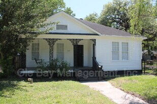 1725 Laurel St in Mobile, AL - Building Photo