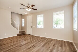 6609 W Monroe St in Phoenix, AZ - Foto de edificio - Building Photo