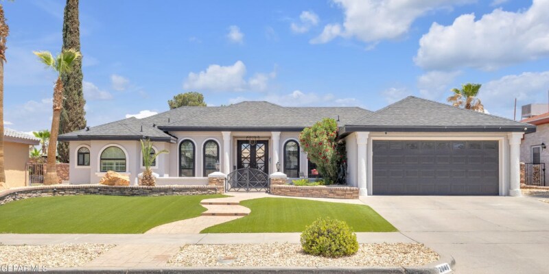 2085 Paseo Del Prado in El Paso, TX - Building Photo