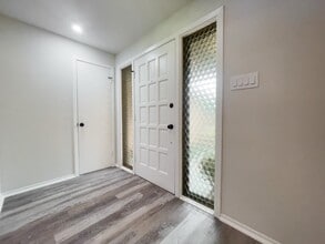 8818 Grape St in Houston, TX - Building Photo - Building Photo