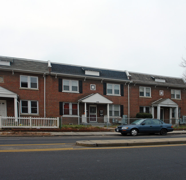 1718 West Virginia Ave NE in Washington, DC - Building Photo - Building Photo