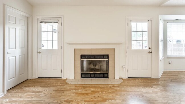 property at 1911 E Maple Park Dr