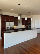 8066 Park Ln in Dallas, TX - Building Photo - Building Photo