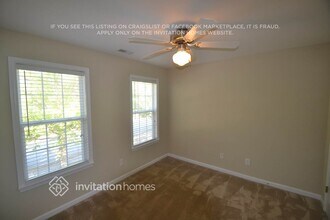 215 Portico Pl in Newnan, GA - Building Photo - Building Photo