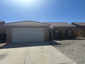 11017 Pemberton Way in Adelanto, CA - Building Photo - Building Photo