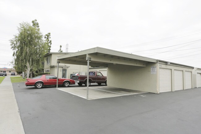 9081 Pacific Ave in Stanton, CA - Building Photo - Building Photo