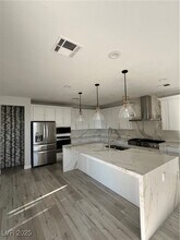 504 Ivy Spring St in Las Vegas, NV - Building Photo - Building Photo