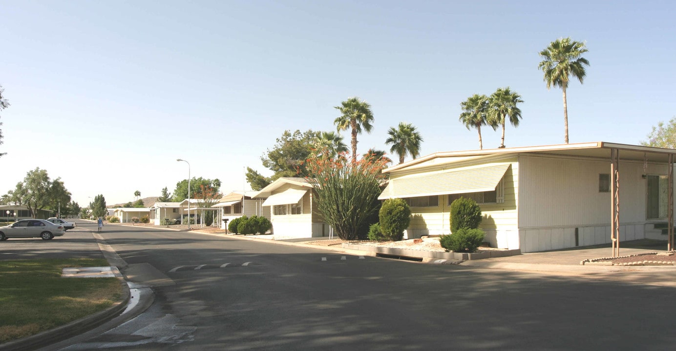 Contempo Tempe in Tempe, AZ - Building Photo