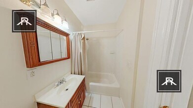 1542 Tremont St in Boston, MA - Building Photo - Building Photo