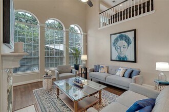 14107 Edinburgh Ct in Houston, TX - Building Photo - Building Photo