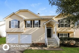 10576 Day Lily Dr in Hampton, GA - Building Photo