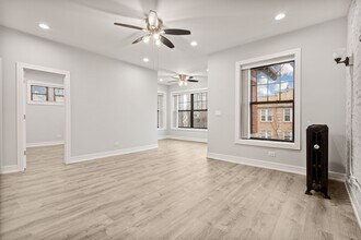 1066 W Glenlake Ave, Unit 2 in Chicago, IL - Foto de edificio - Building Photo