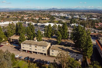 Park Place Apartments in Del Mar, CA - Building Photo - Building Photo