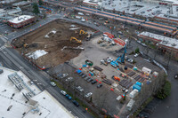 Eastline Central in Redmond, WA - Foto de edificio - Building Photo