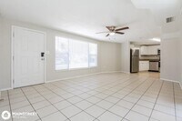 4004 Asbury Pl in Sarasota, FL - Foto de edificio - Building Photo