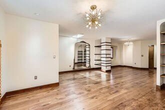 563 Clayton St in Denver, CO - Building Photo - Building Photo