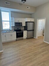 712 12th St, Unit 3 in Belle Plaine, IA - Building Photo - Building Photo