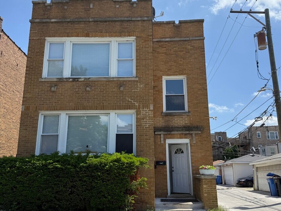 3615 N Troy St in Chicago, IL - Building Photo