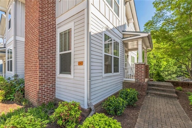 242 16th St NW in Atlanta, GA - Building Photo - Building Photo