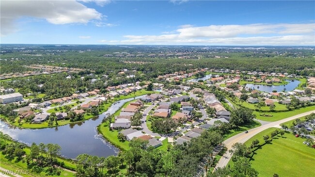 13633 Admiral Ct in Ft. Myers, FL - Building Photo - Building Photo