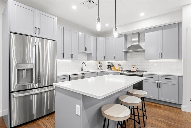 property at 21 Lexington St