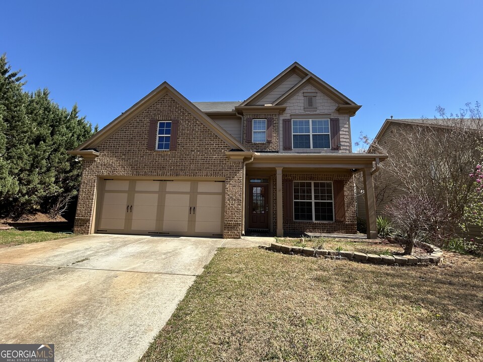 214 Farm Manor Ct in Lawrenceville, GA - Building Photo
