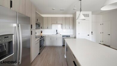 13450 Perdido Key Dr, Unit 10218 in Pensacola, FL - Building Photo - Building Photo