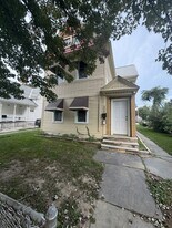 3295 W 54th St in Cleveland, OH - Building Photo