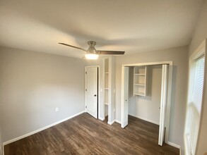 721 W 14th St in Cedar Falls, IA - Building Photo - Building Photo