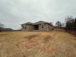 18060 Lantana Lp in Newalla, OK - Building Photo - Building Photo