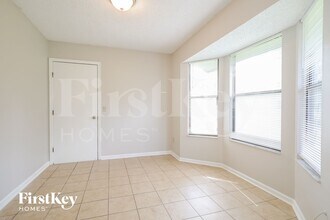 2244 Felucca Dr in Middleburg, FL - Building Photo - Building Photo