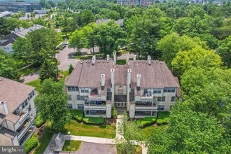 308 Trinity Ct in Princeton, NJ - Building Photo - Building Photo