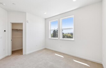 818 Redberry Wy in San Jose, CA - Building Photo - Building Photo